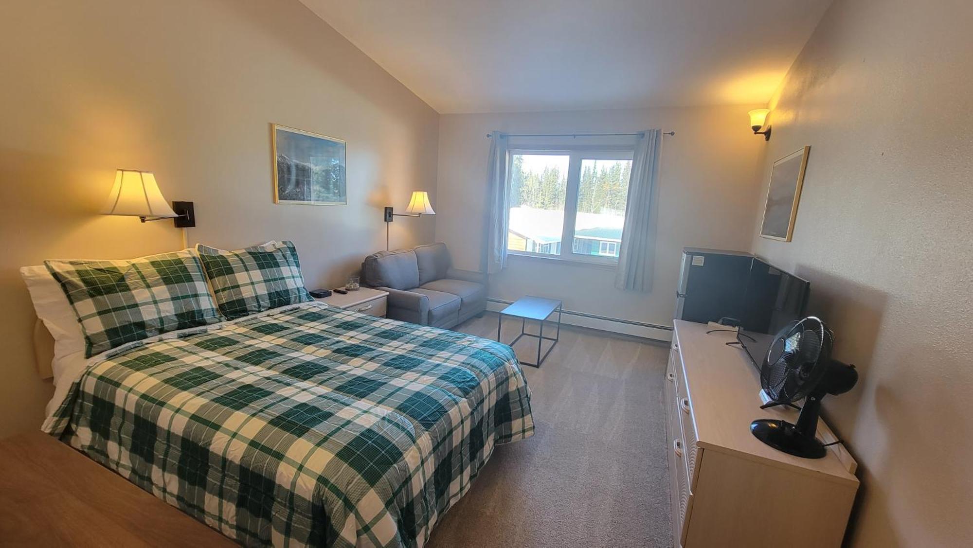 The Golden Bear Motel Ток Екстер'єр фото