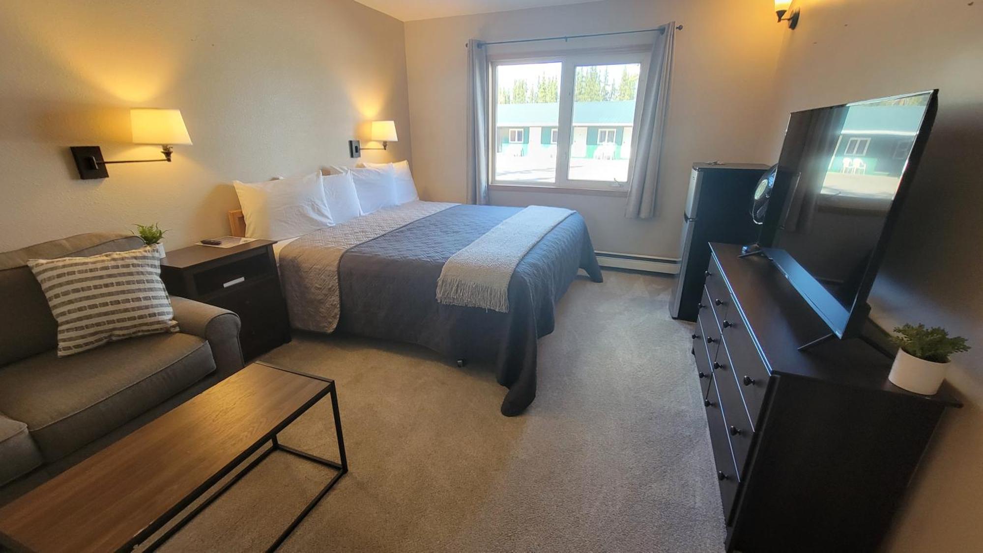 The Golden Bear Motel Ток Екстер'єр фото